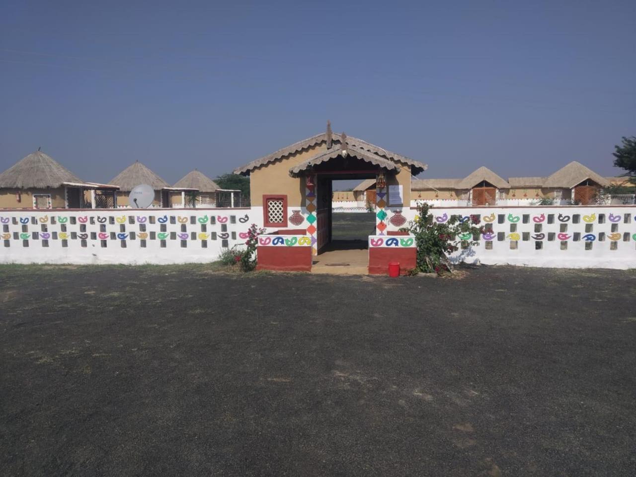 Banni Village Resort - Rann Of Kutch Bherandiala Экстерьер фото